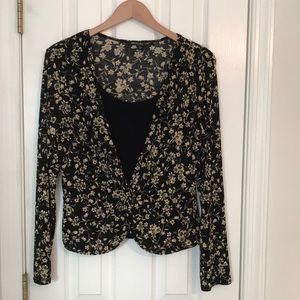 BRIGGS NEW YORK Twist Knot Top